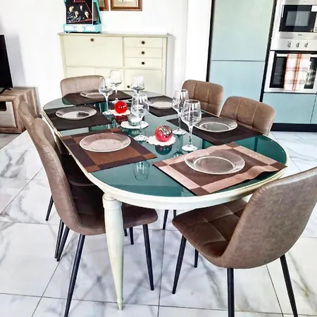 3br Steps To St George Bay, St Julian's 아파트 펨브로크